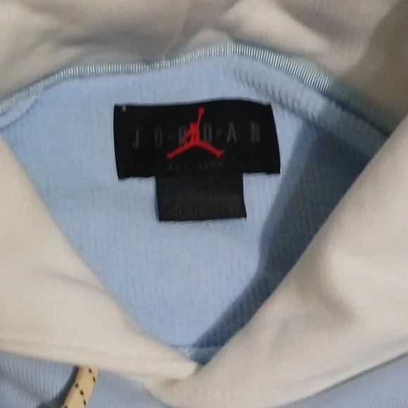 Air Jordan (Madison Chateau Rouge)Light Blue‎ and White Tracksuit. Sz.Sm - Picture 7 of 12